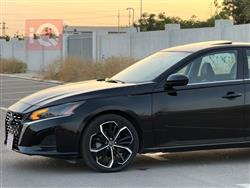 نيسان ألتيما